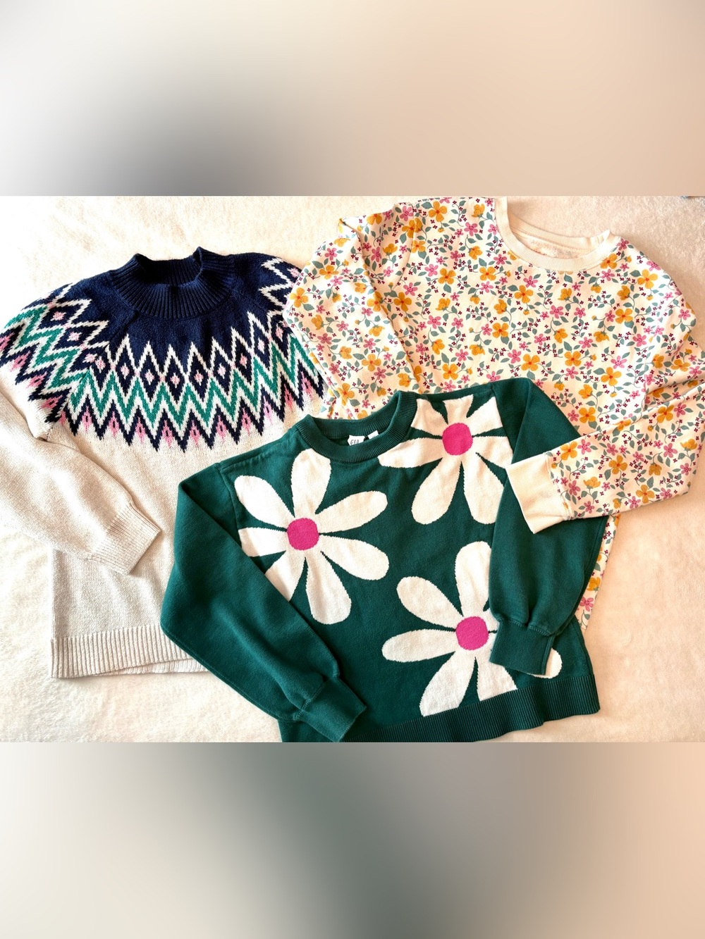 GAP Green Daisy Crewneck Sweater with Pink Centers